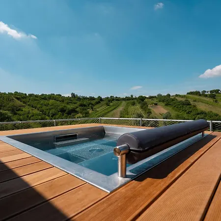 Artevini & Winery Hotel